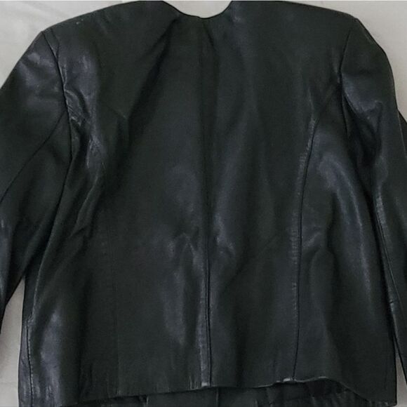 100% genuine leather Lord & Taylor jacket - Picture 7 of 8
